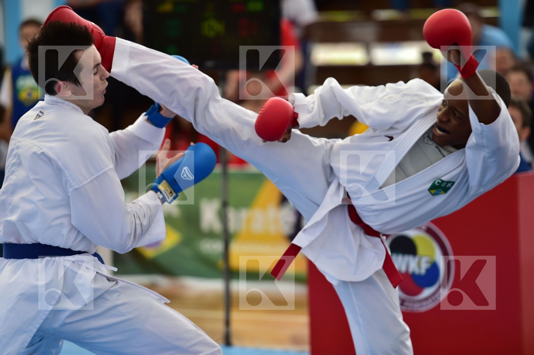 Top action photo N°31