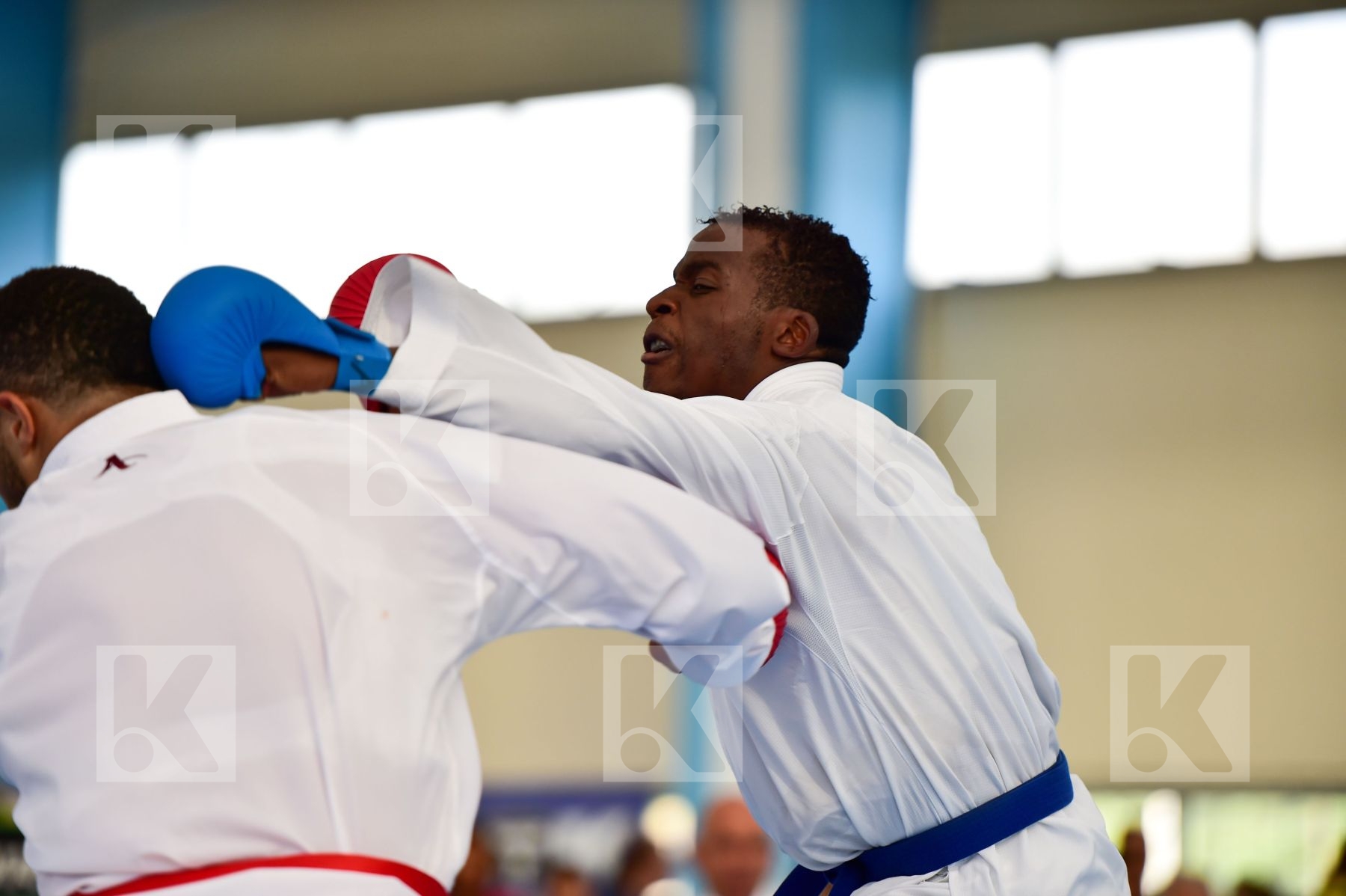 Top action photo N°38