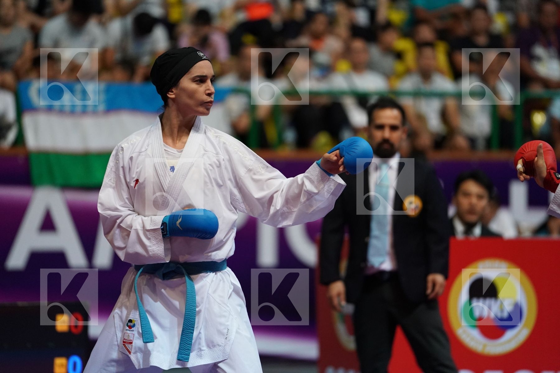 YIN XIAOYAN (PEOPLES REPUBLIC OF CHINA) vs ALIPOURKESHKA ROZITA (ISLAMIC REPUBLIC OF IRAN) in Senior Kumite -61 Kg - Final bout