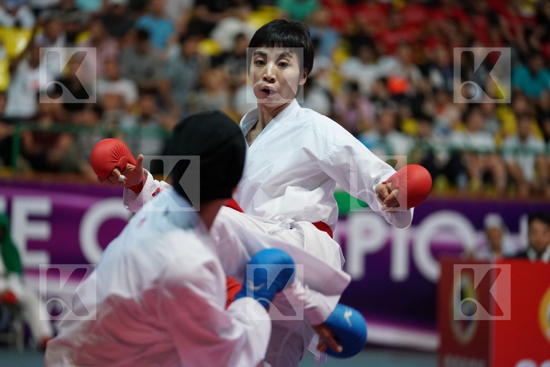 YIN XIAOYAN (PEOPLES REPUBLIC OF CHINA) vs ALIPOURKESHKA ROZITA (ISLAMIC REPUBLIC OF IRAN) in Senior Kumite -61 Kg - Final bout