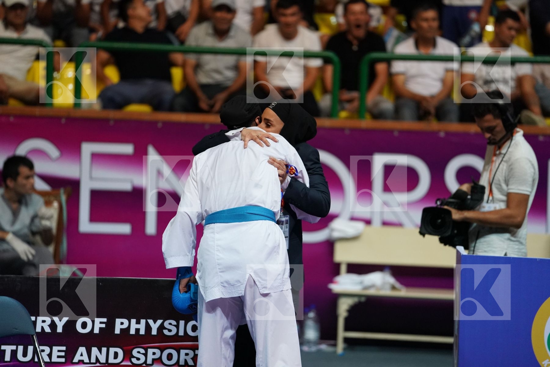 BERULTSEVA SOFYA (KAZAKHSTAN) vs ABBASALI HAMIDEH (ISLAMIC REPUBLIC OF IRAN) in Senior Kumite 68+ Kg - Final bout