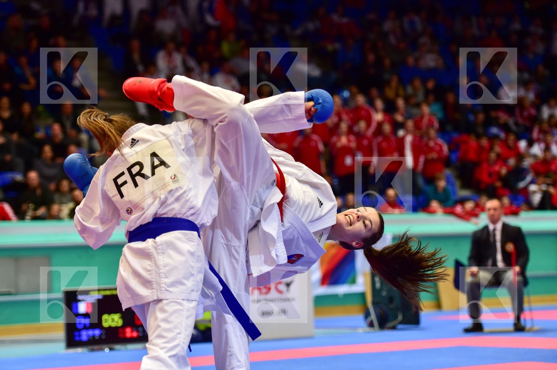 -48 kg Bourcois Aurore female finals france junior kumite Macejk