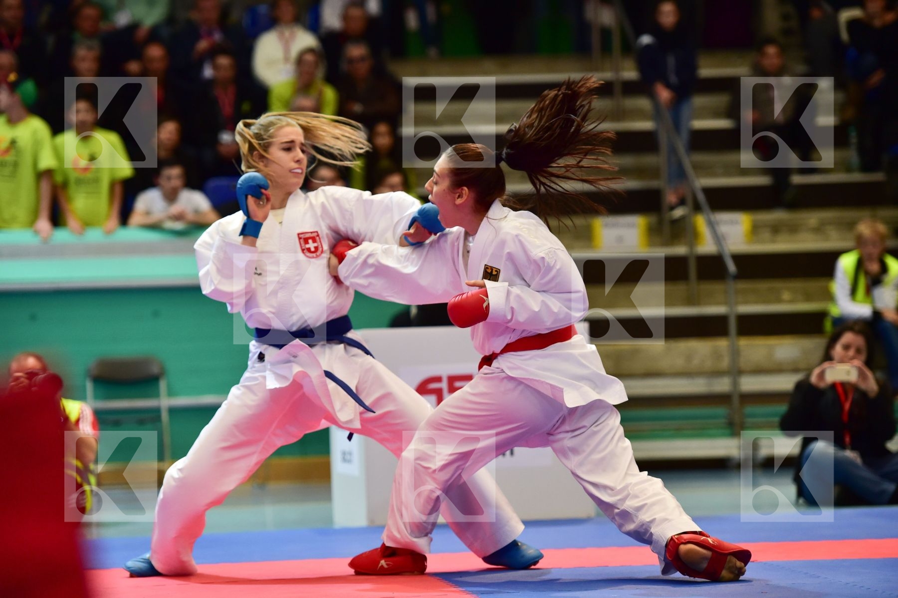 -59 kg female finals germany junior kumite Miggou Anna Radjenovi