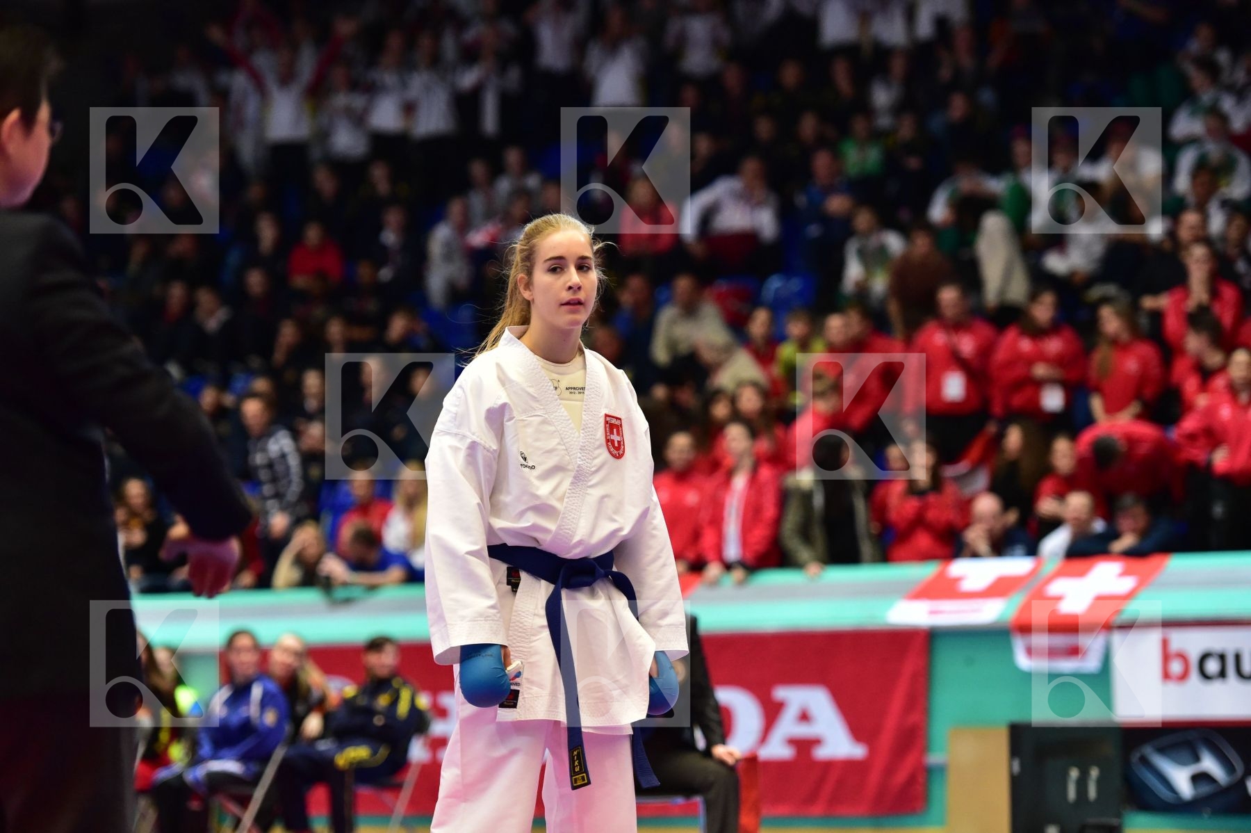 -59 kg female finals germany junior kumite Miggou Anna Radjenovi