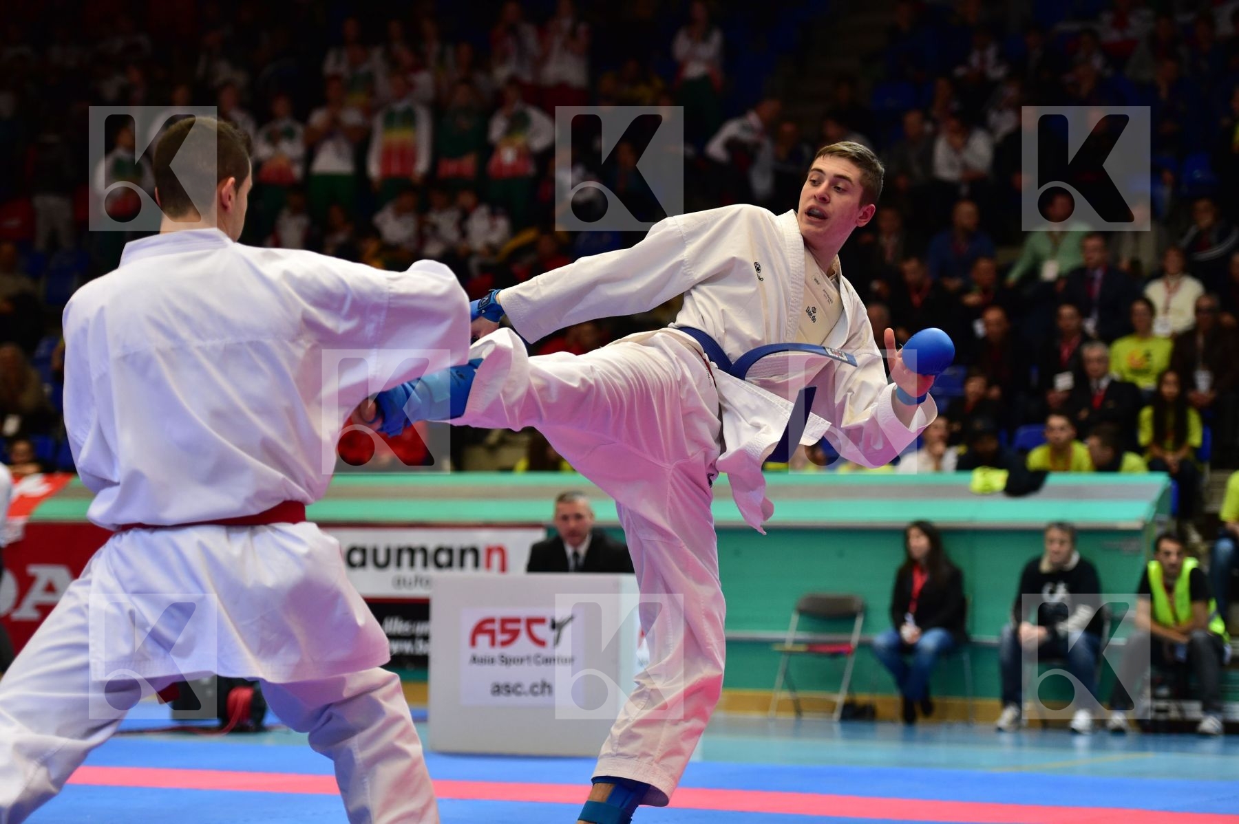 +76 Kg Belarus finals junior kumite male Martinez_Velilla Marcos
