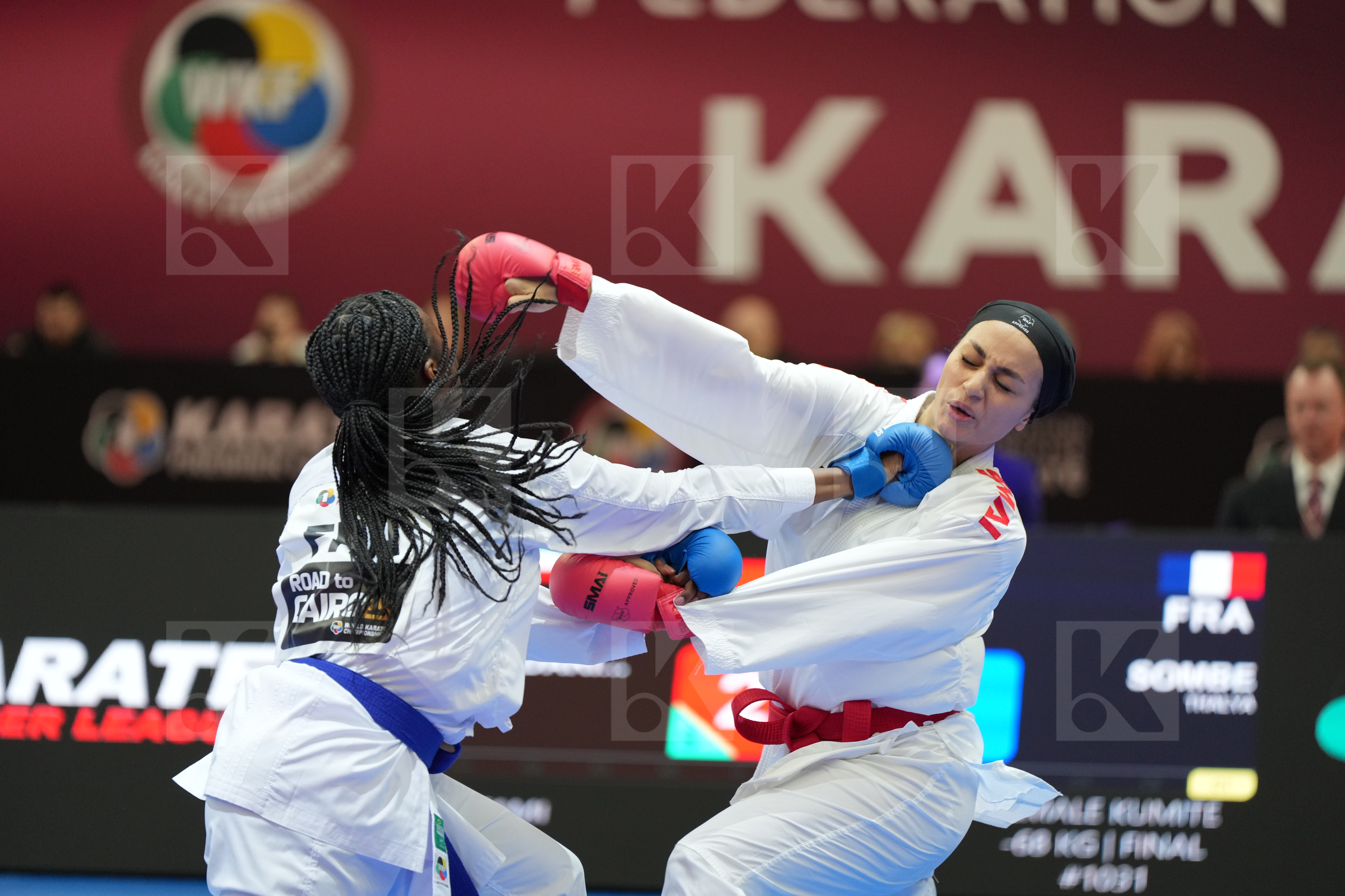 HEYDARIOZOMCHELOEI MOBINA (IRAN) vs SOMBE THALYA (FRANCE) in Female Kumite -68 Kg - Final bout