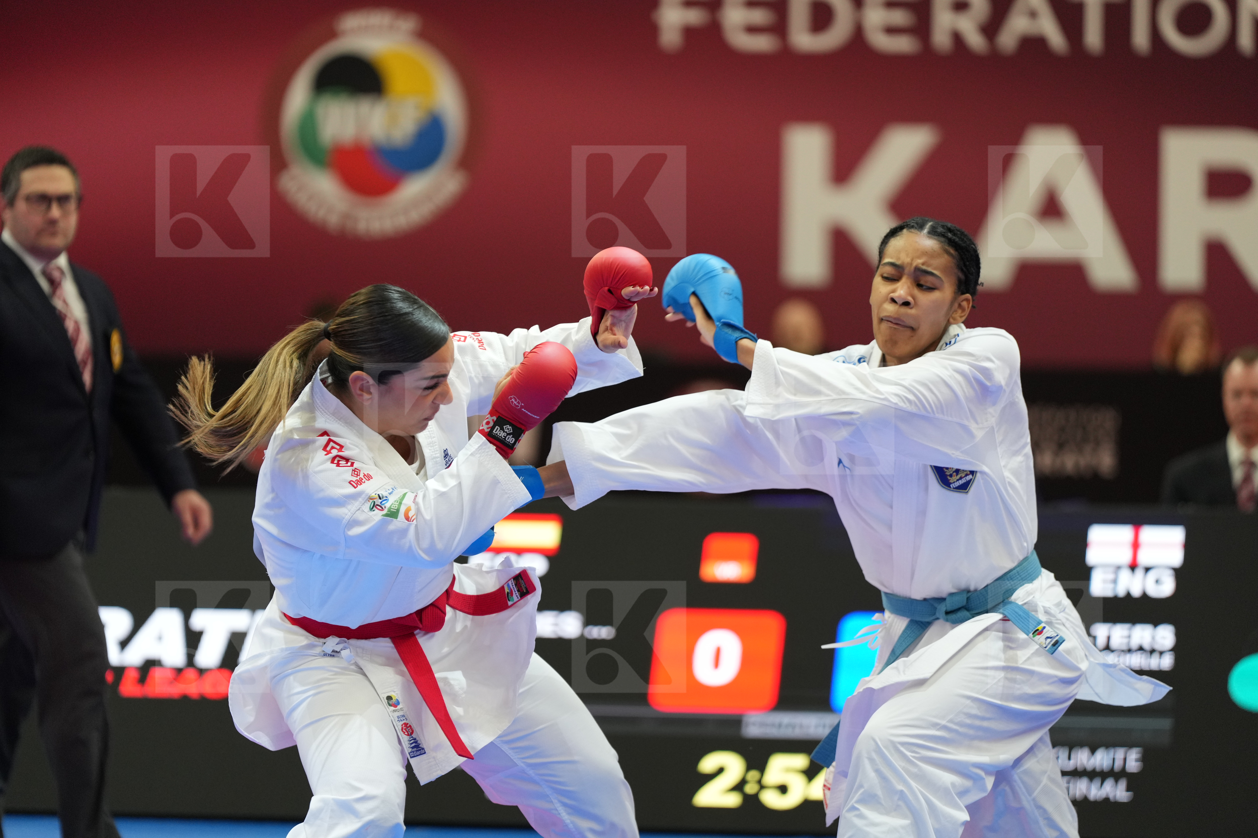 TORRES GARCIA MARIA (SPAIN) vs WALTERS ROCHELLE (ENGLAND) in Female Kumite 68+ Kg - Final bout