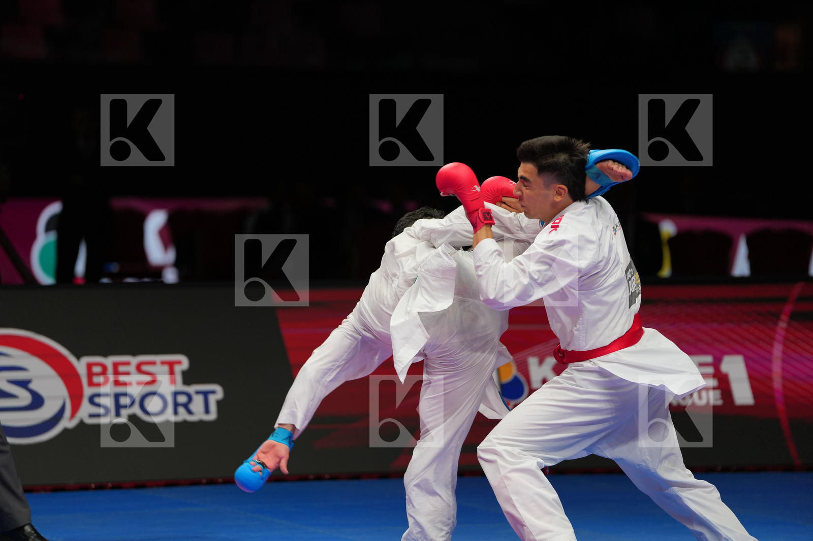 SULEYMANOV RASHID (AZERBAIJAN) vs YURUR OMER_FARUK (TURKIYE) in Male Kumite -75 Kg - Bronze Bout