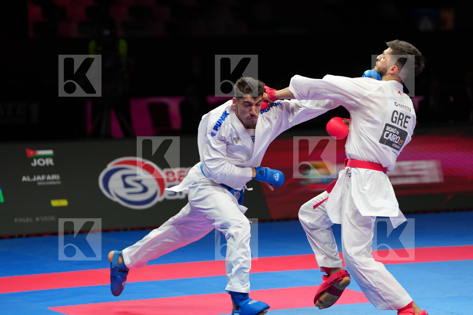 MASTROGIANNIS KONSTANTINOS (GREECE) vs ALJAFARI MOHAMMAD (JORDAN) in Male Kumite -84 Kg - Final Bout