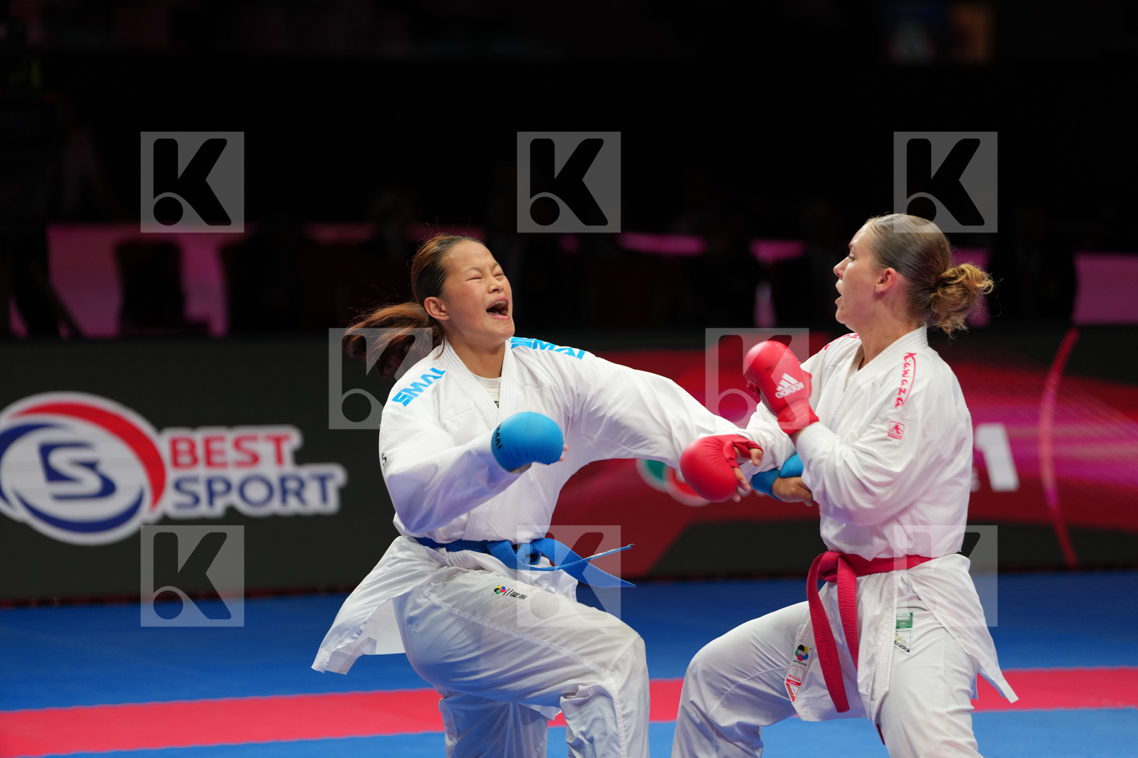 PEA CLEMENCE (FRANCE) vs GURUNG ARIKA (NEPAL) in Female Kumite 68+ Kg - Bronze Bout