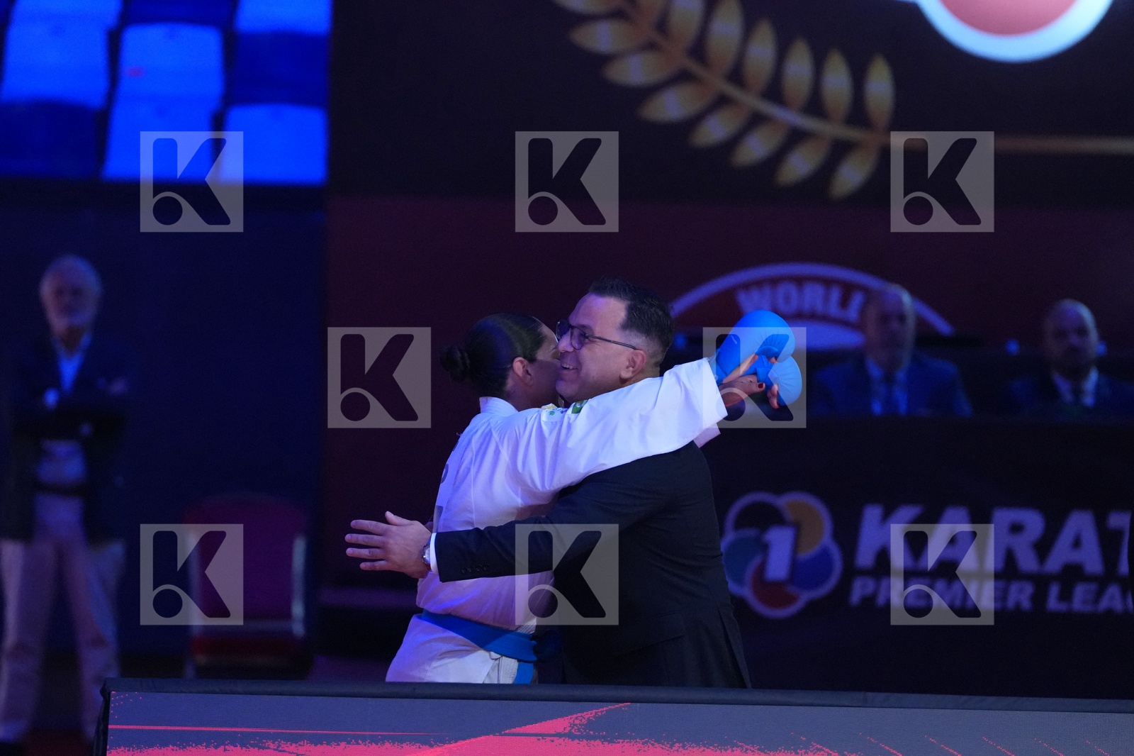 WALTERS ROCHELLE (ENGLAND) vs TORRES_GARCIA MARIA (SPAIN) in Female Kumite 68+ Kg - Final Bout