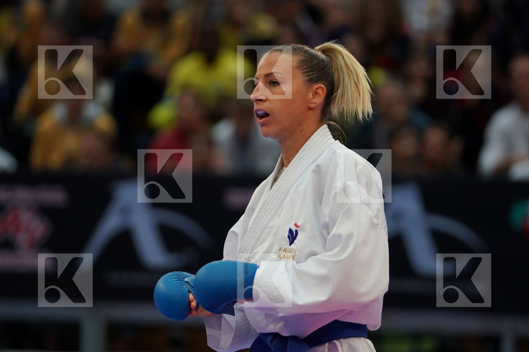 ENDO CHINATSU (JAPAN) vs RECCHIA ALEXANDRA (FRANCE) in Senior Kumite -50 Kg - Bronze bout