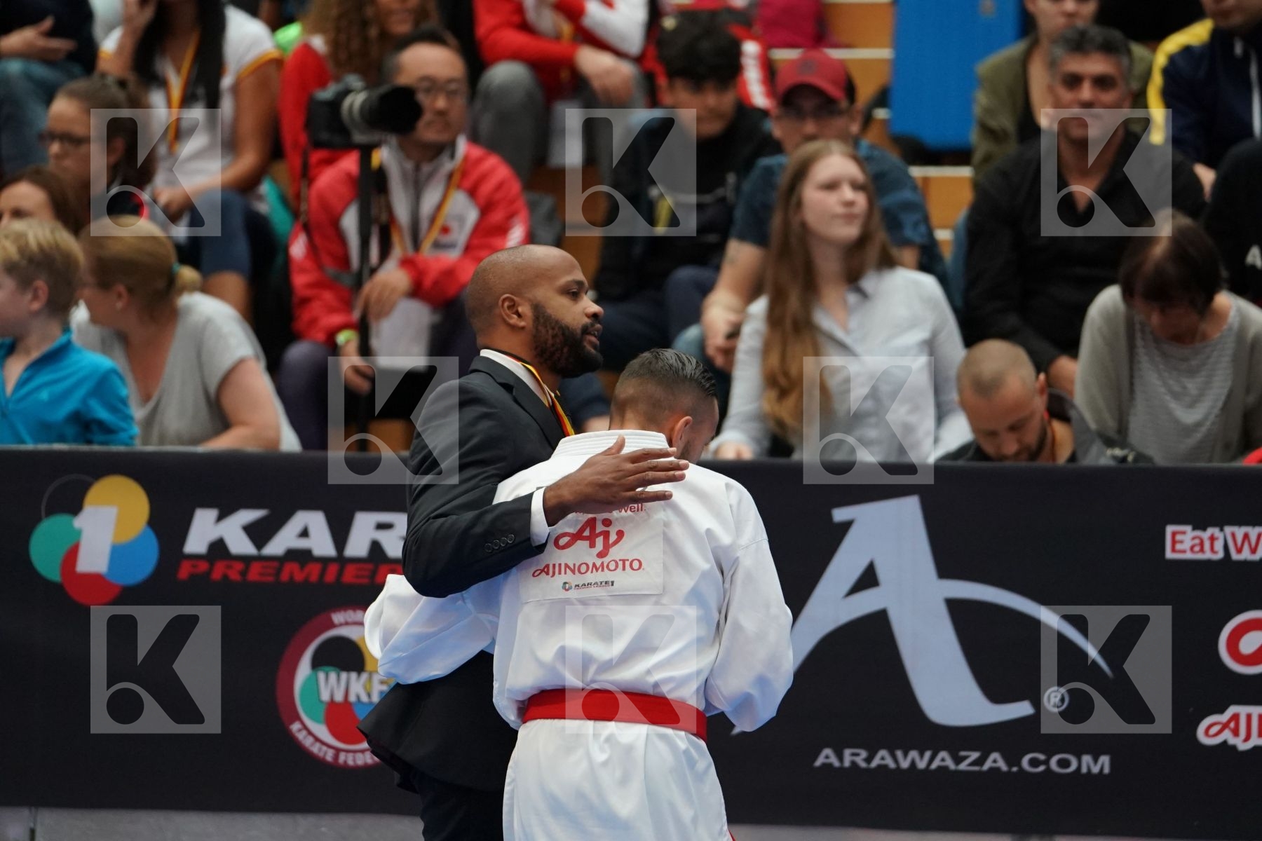 DACOSTA STEVEN (FRANCE) vs THOMAS JORDAN (ENGLAND) in Senior Kumite -67 Kg - Bronze bout