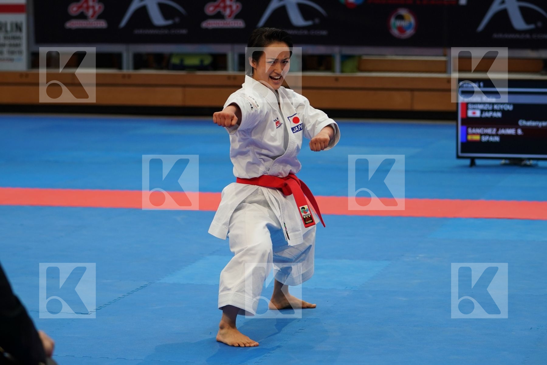SHIMIZU KIYOU (JAPAN) in Senior Female Kata - Gold bout
