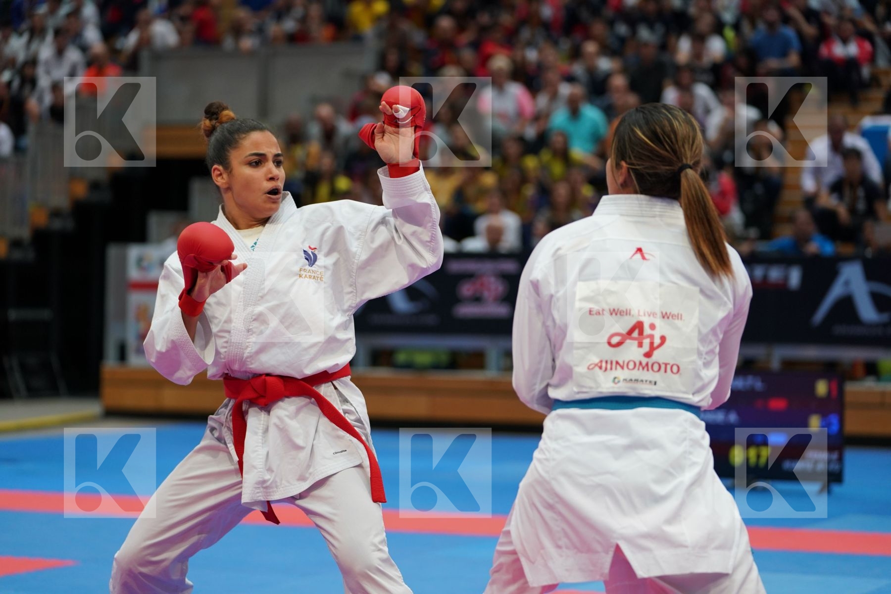 HEURTAULT LEILA (FRANCE) vs GRANDE ALEXANDRA (PERU) in Senior Kumite Ð 61 Kg - Gold bout