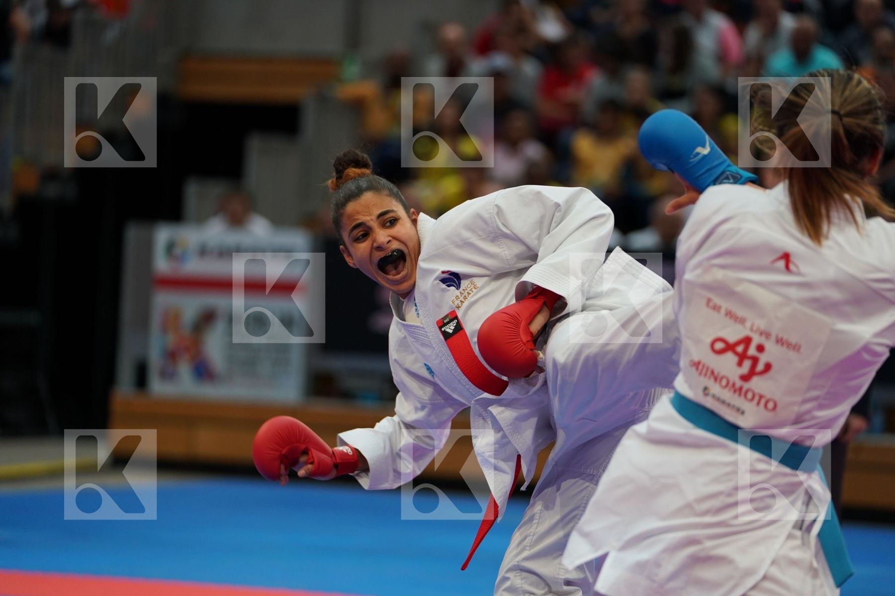 HEURTAULT LEILA (FRANCE) vs GRANDE ALEXANDRA (PERU) in Senior Kumite Ð 61 Kg - Gold bout
