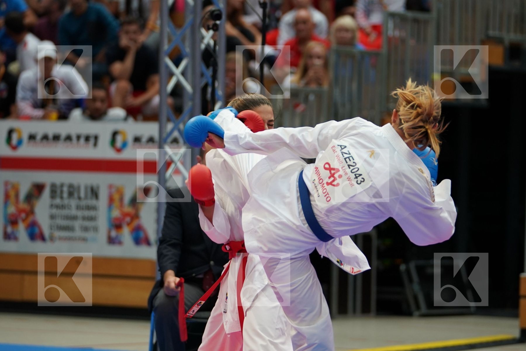 Eltemur Eda (TURKEY) vs ZARETSKA IRINA (AZERBAIJAN) in Senior Kumite Ð 68 Kg - Gold bout