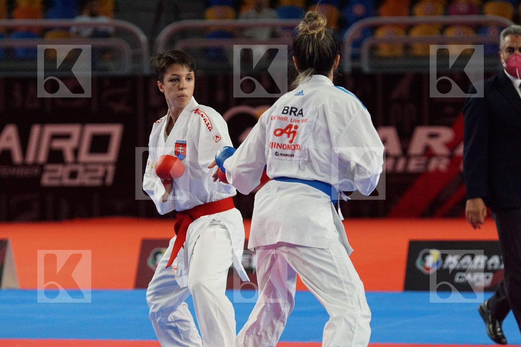 Hana KUKLOVA (SLOVAKIA) vs (Valeria KUMIZAKI (BRAZIL) in Female Kumite -55 Kg - Bronze bout