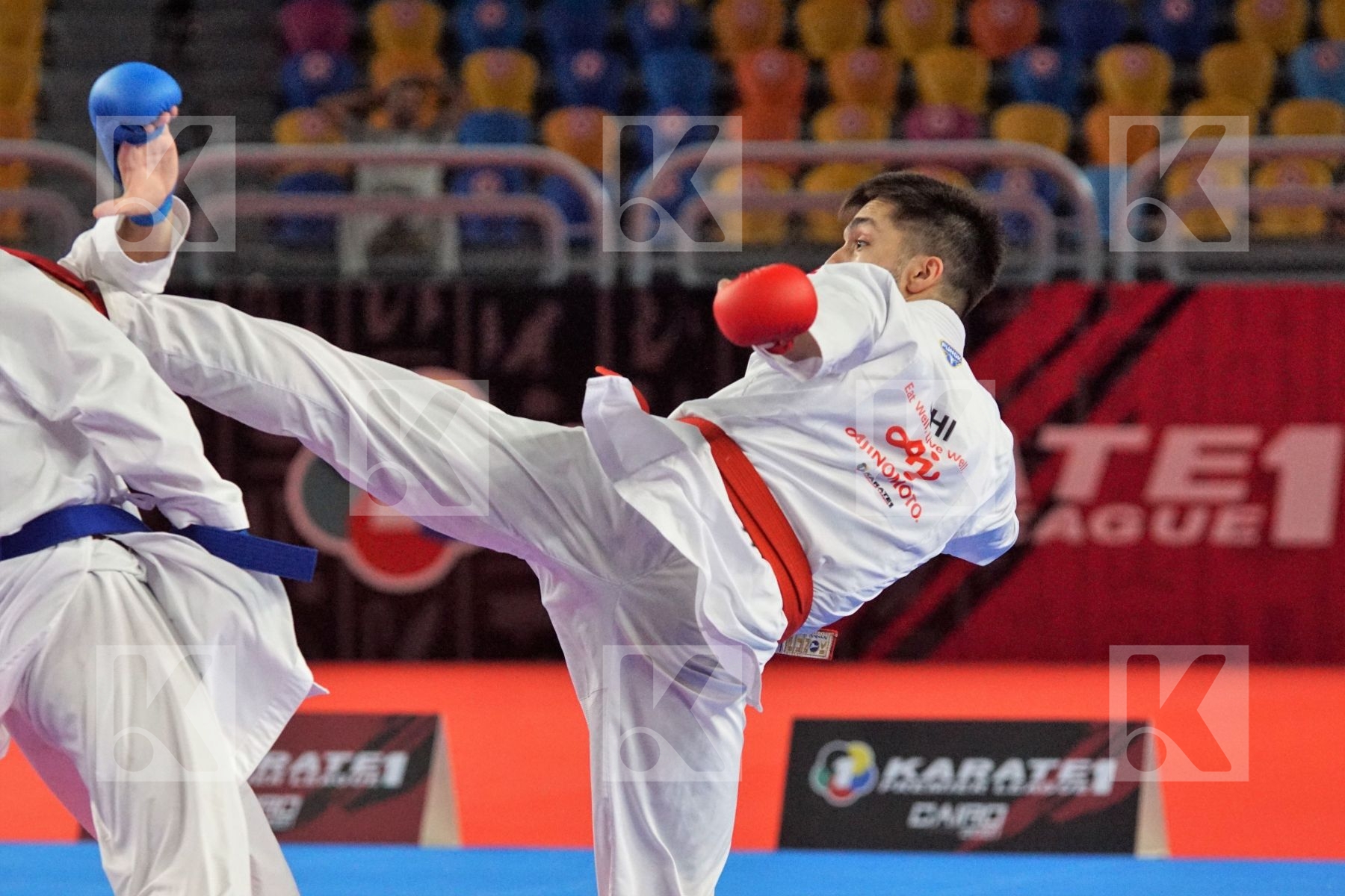 Matias Fuentes RODRIGUEZ (CHILE) vs (Daniele DE VIVO (ITALY) in Male Kumite -75 Kg - Bronze bout