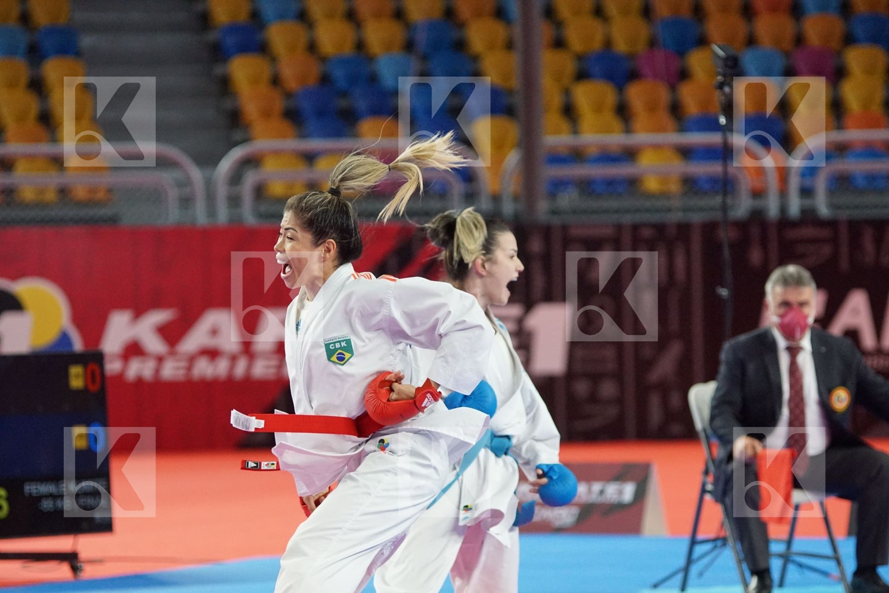 Valeria KUMIZAKI (BRAZIL) vs (Carolaini Zefino PEREIRA (BRAZIL) in Female Kumite -55 Kg - Gold bout