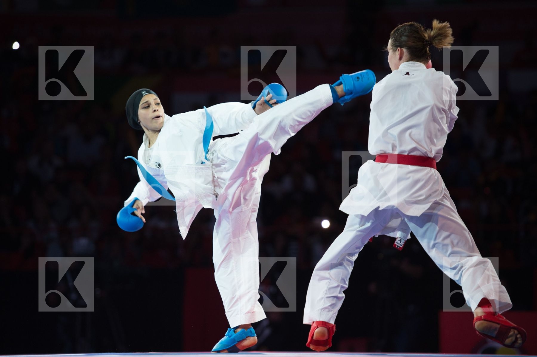 -50 Kg Austria Dubai Female final kumite Plank Bettina Radwan Ra