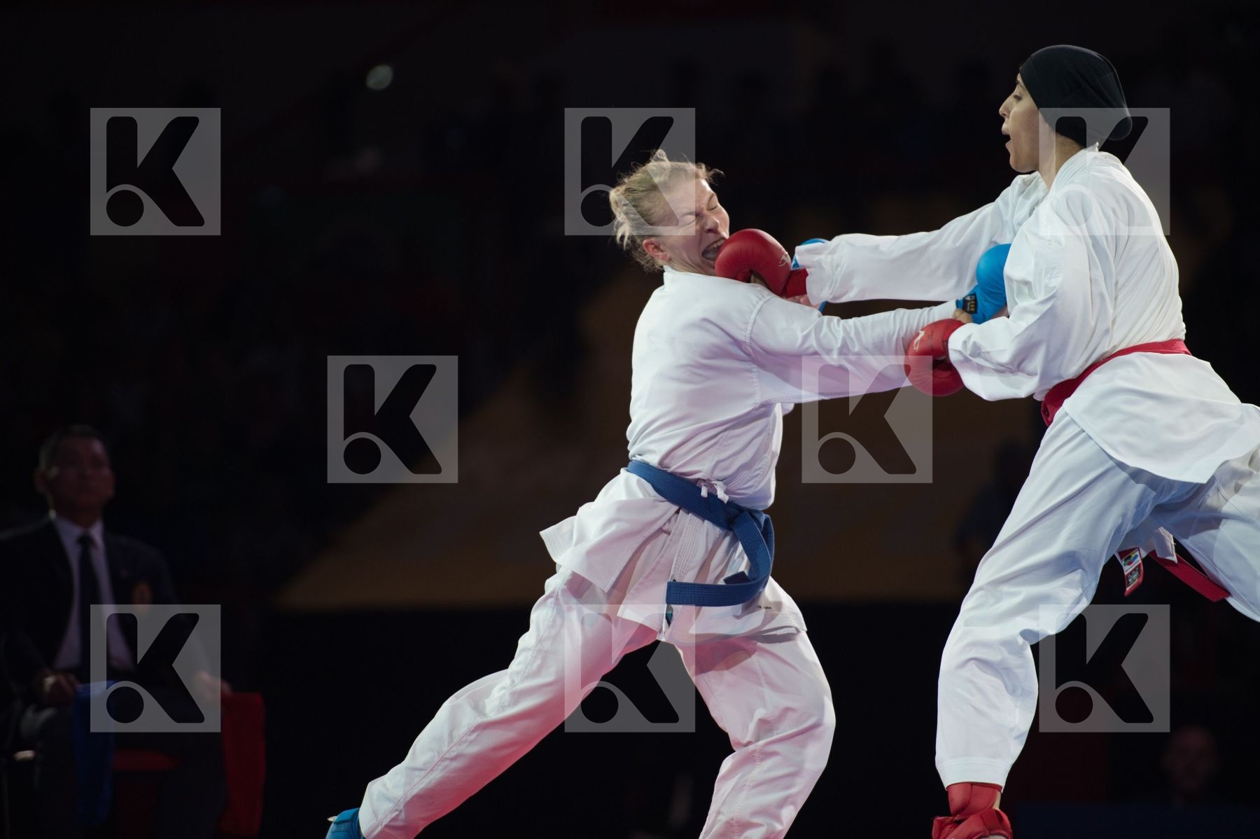 -61 Kg Dubai Egypt Farouk Giana Mohamed Female final kumite Slov