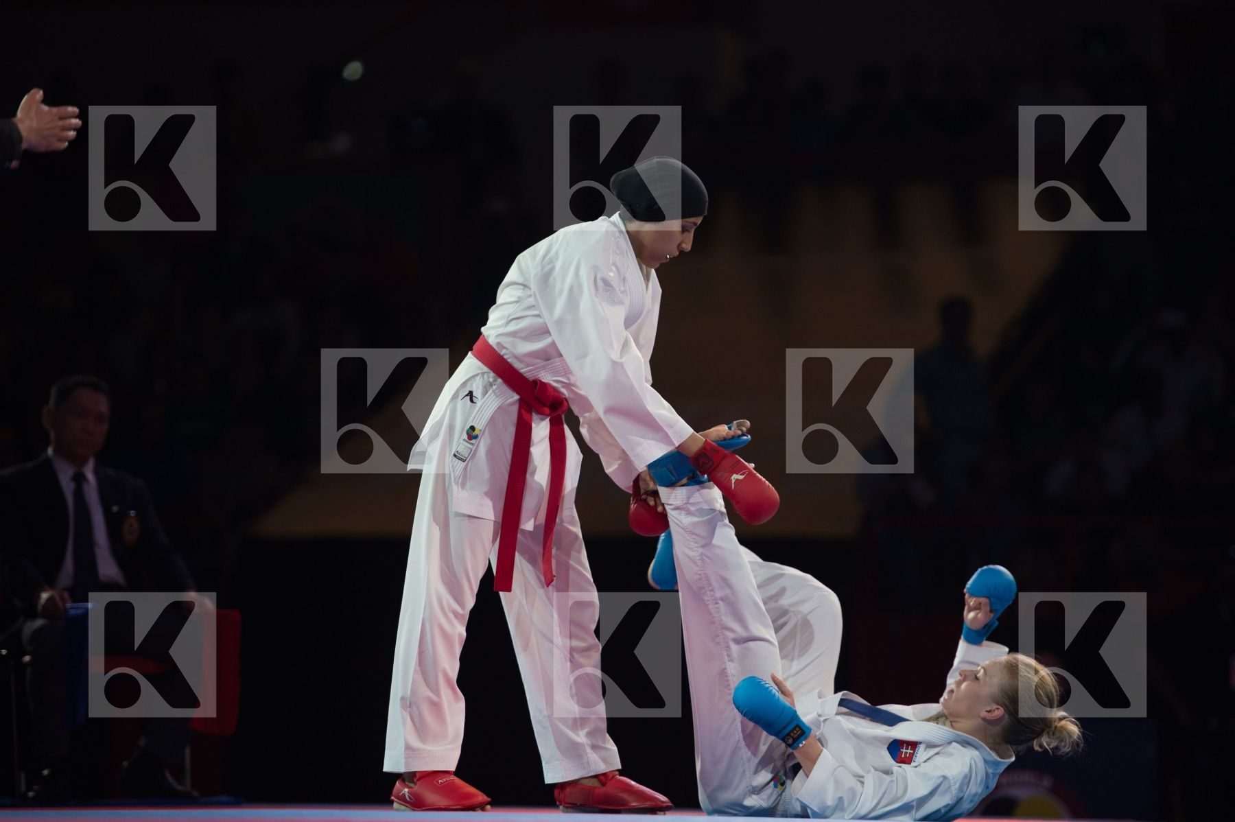 -61 Kg Dubai Egypt Farouk Giana Mohamed Female final kumite Slov