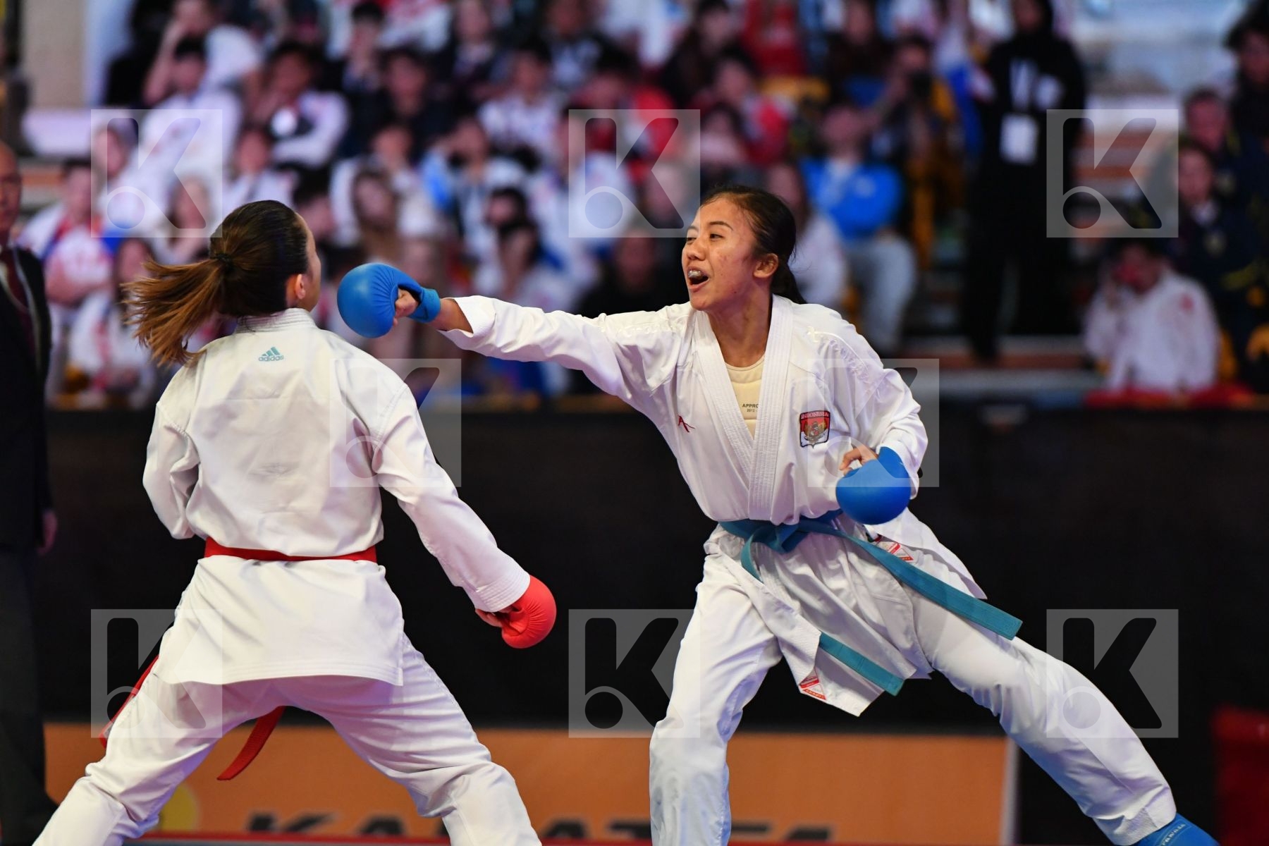 Bas Sevil Female kumite -50 kg < LRBarcodes Indonesia Sari Sruni