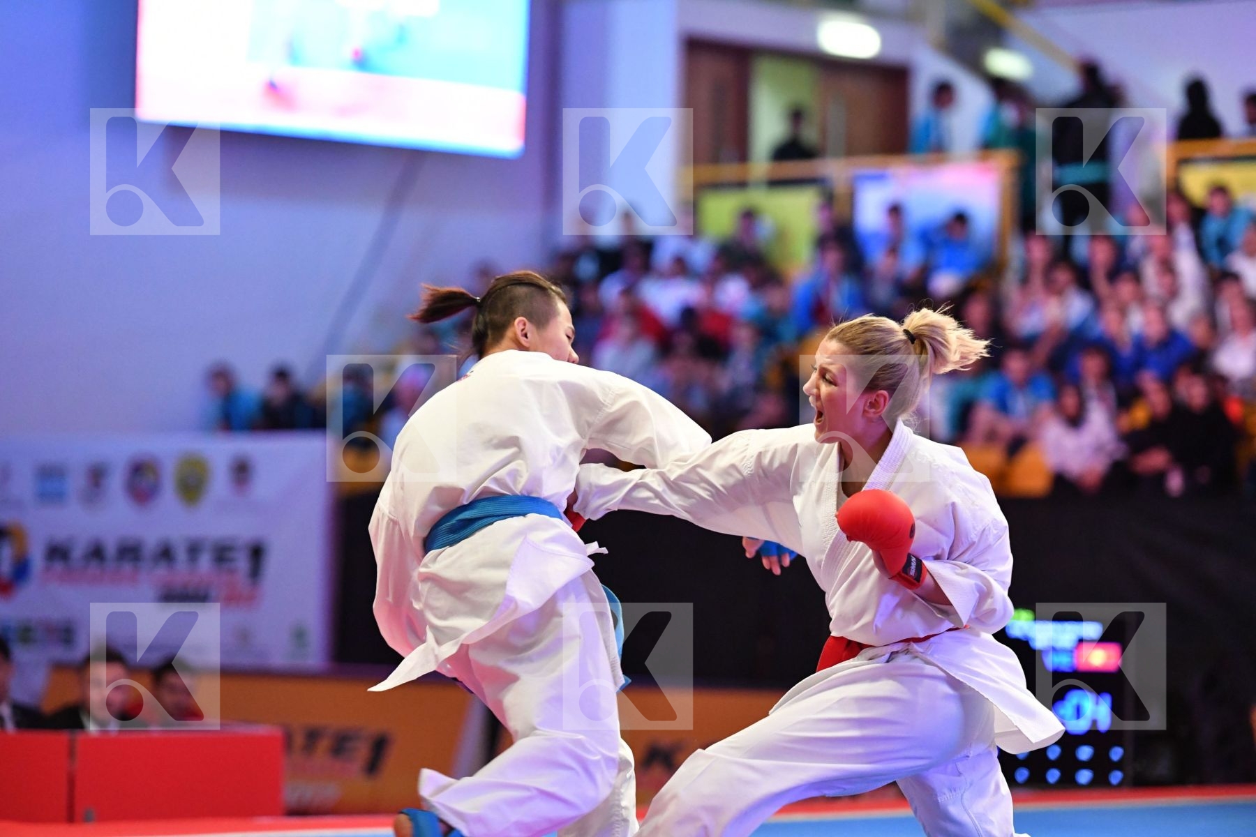 Female kumite -61 kg Thi ngoan Nguyen Turkey Viet nam Yakan Tuba
