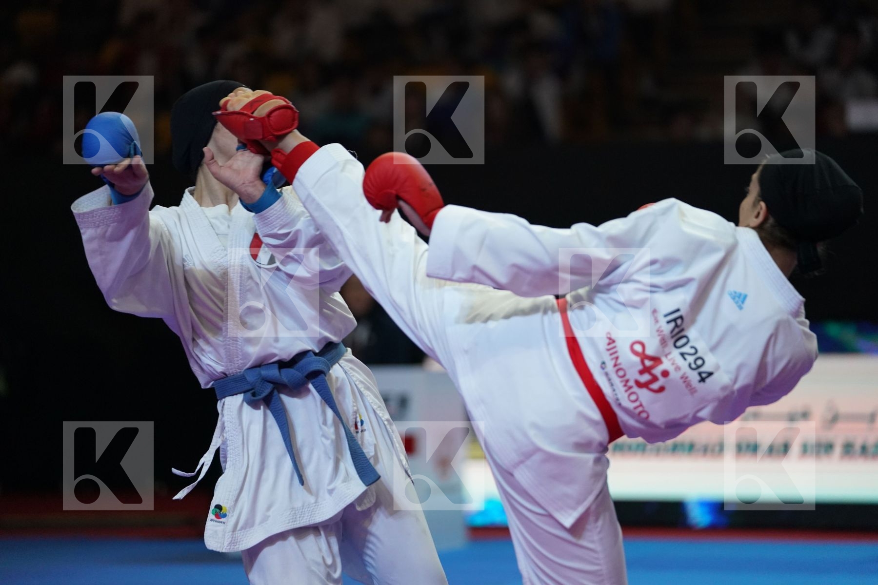 CHALAKI FATEMEH (ISLAMIC REPUBLIC OF IRAN) VS ELSHAFI SALMA (EGYPT) in Senior Kumite -55 Kg - Bronze bout