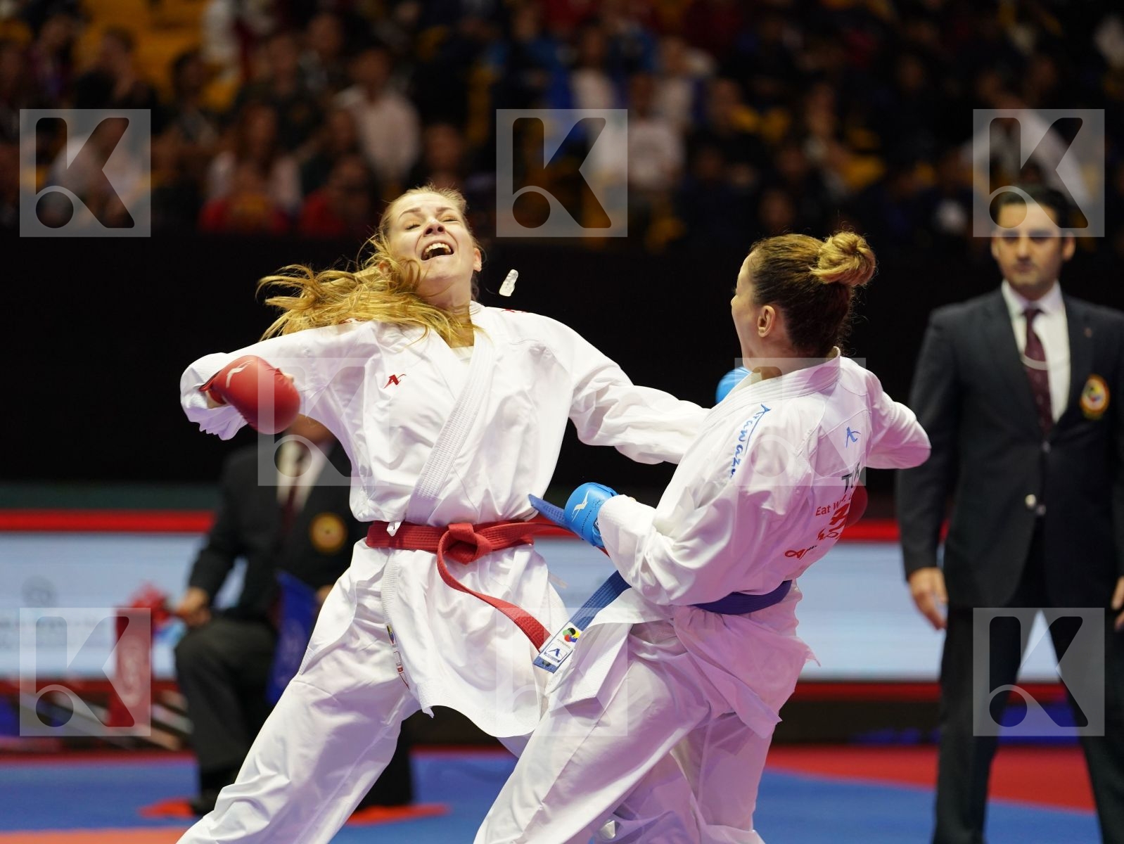 BANASZCZYK DOROTA (Poland) vs YAKAN TUBA (Turkey) in Senior Kumite -55 Kg - Bronze bout