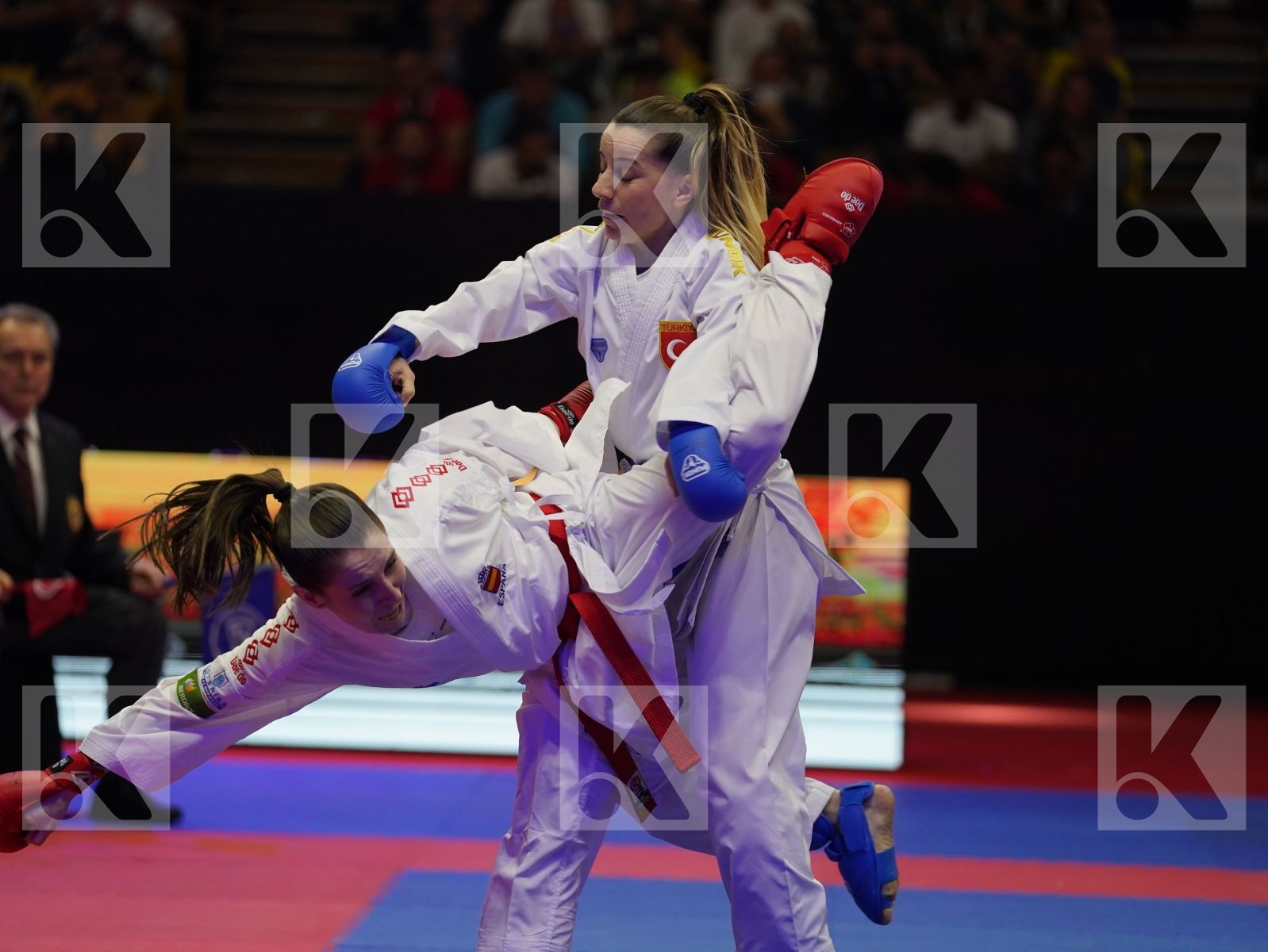 GOMEZ MORALES NADIA (Spain) vs OZCELIK ARAPOGLU SERAP (Turkey) in Senior Kumite -50 Kg - Gold bout