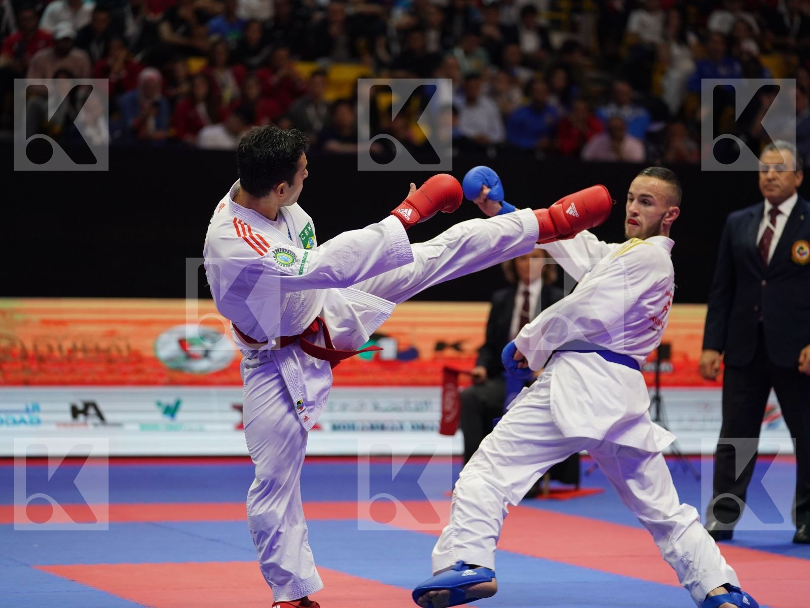 FIGUEIRA VINICIUS (Brasil) vs DACOSTA STEVEN (France) in Senior Kumite -67 Kg - Gold bout
