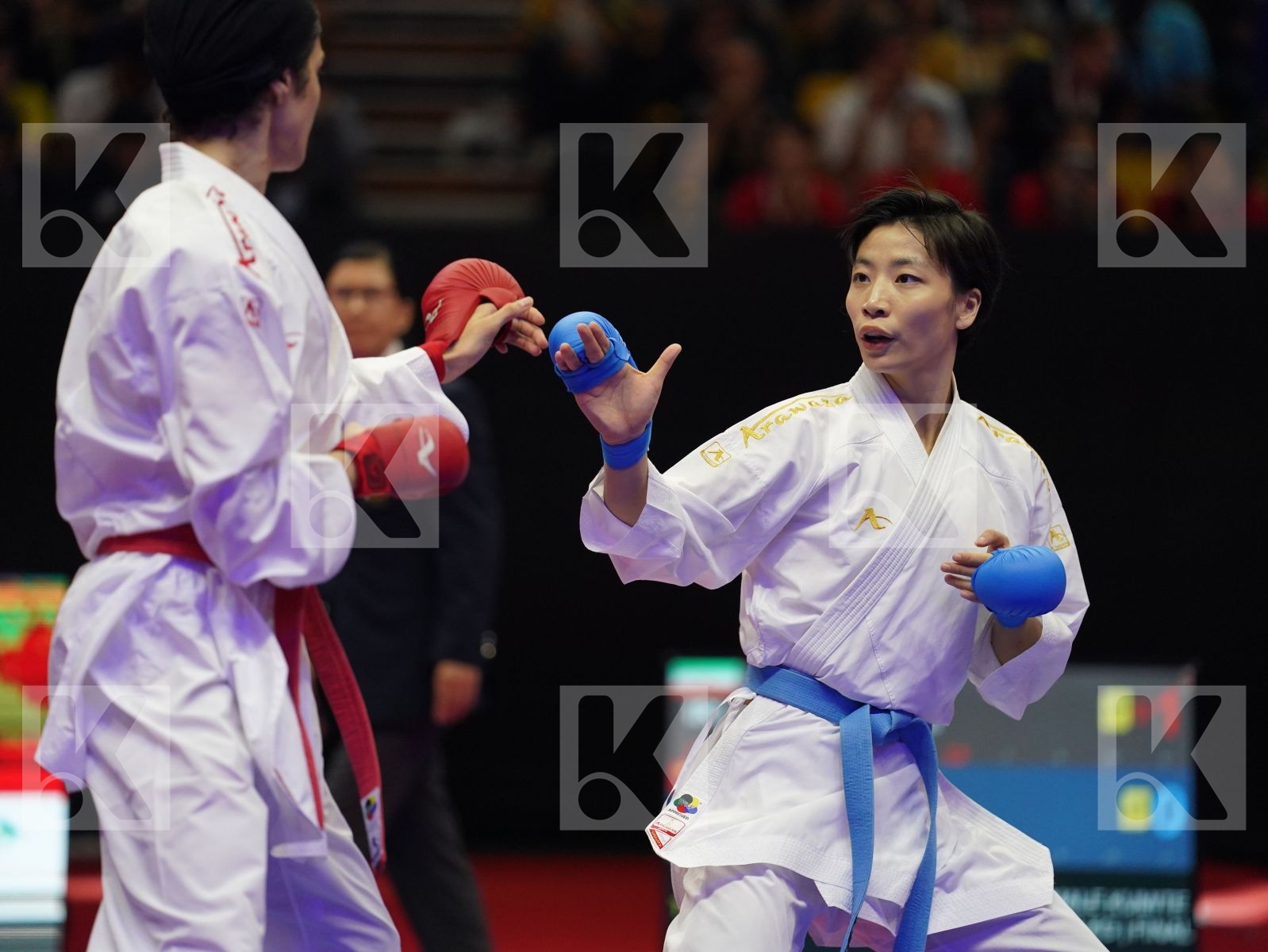 ALESAADI SHIMA (Iran) vs YIN XIAOYAN (China) in Senior Kumite -61 Kg - Gold bout