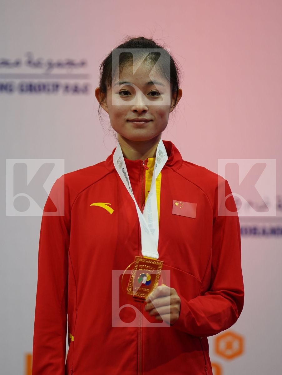 GONG LI (China during podium ceremony