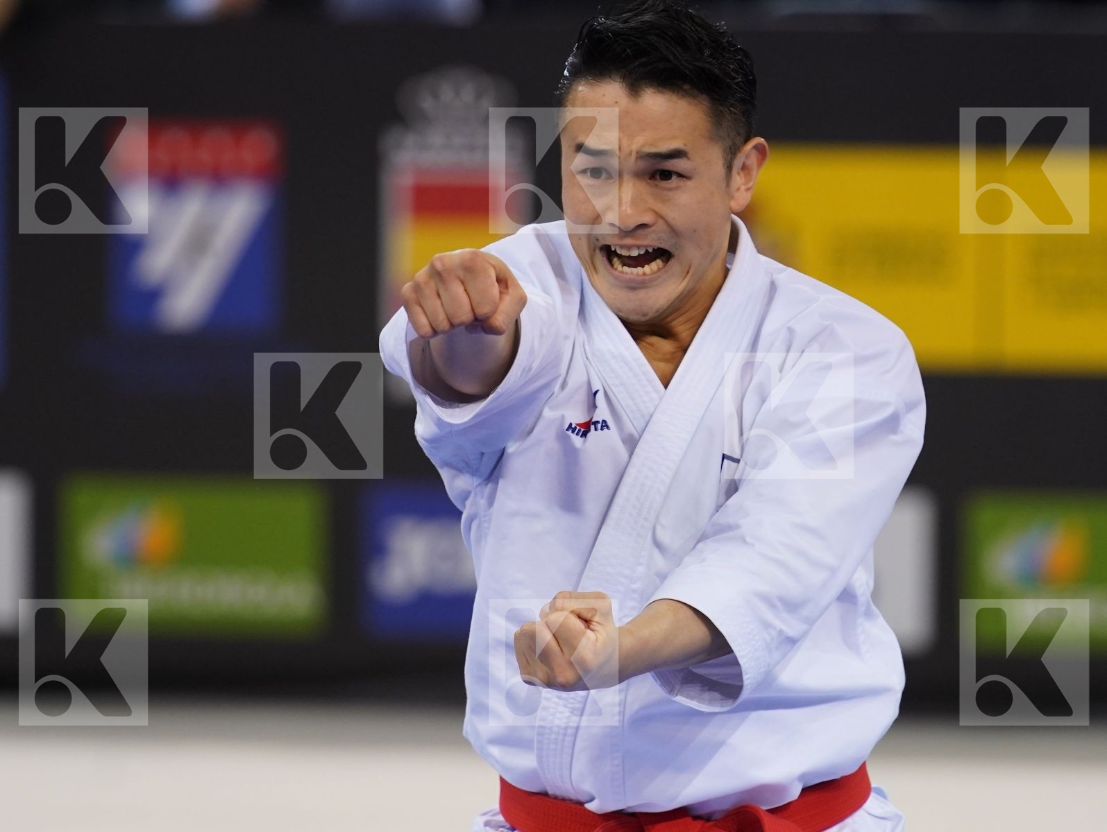SHIMBABA ISSEI (JAPAN) in Senior Male Kata - Bronze bout