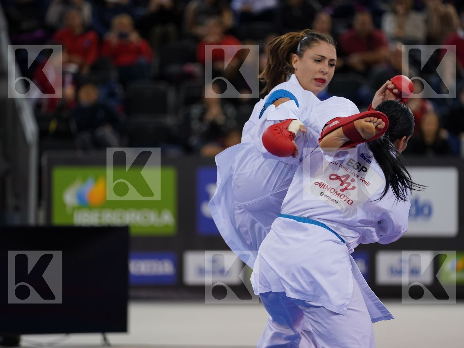 FERRACUTI CLIO (ITALY) vs TORRES GARCIA MARIA (SPAIN) in Senior Kumite 68+ Kg - Bronze bout