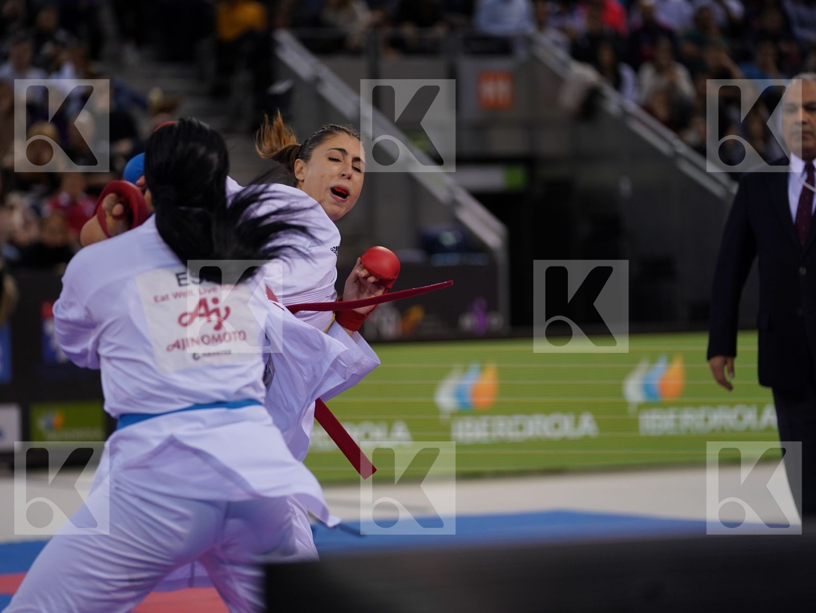 FERRACUTI CLIO (ITALY) vs TORRES GARCIA MARIA (SPAIN) in Senior Kumite 68+ Kg - Bronze bout