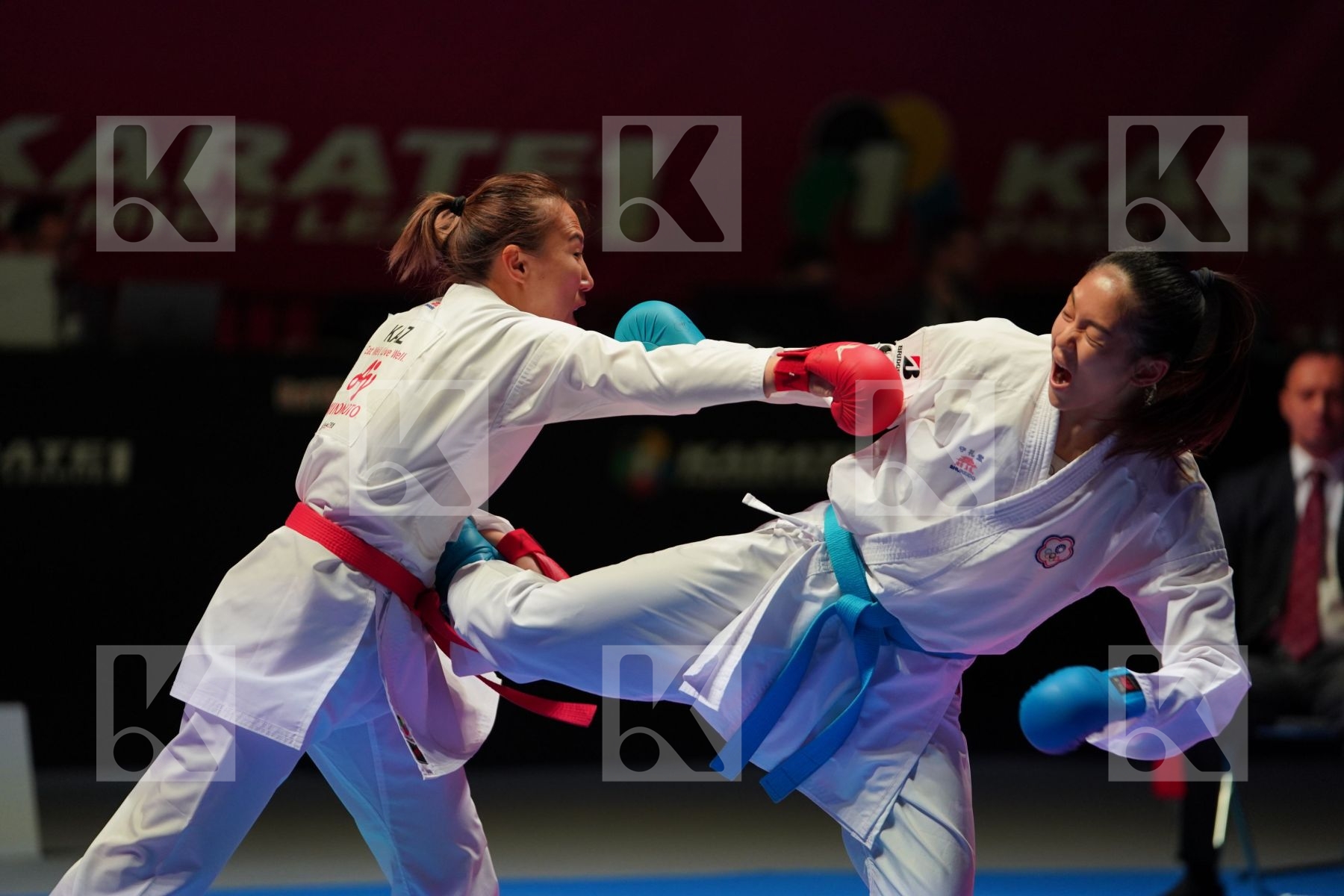 SERIKOVA ASSEL (KAZAKHSTAN) vs WEN TZU-YUN (CHINESE TAIPEI) in Senior Kumite -55 Kg - Bronze bout