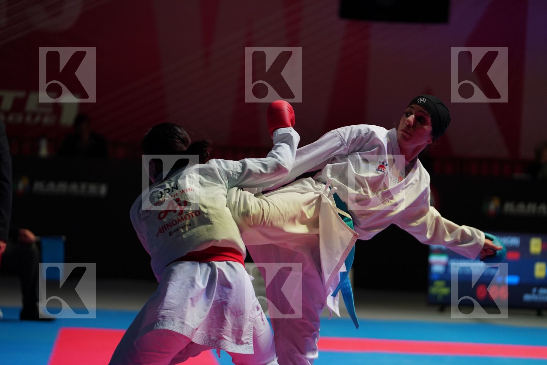 AKAMURA SHIORI (JAPAN) vs KHAKSAR TARAVAT (IRAN) in Senior Kumite -55 Kg - Bronze bout