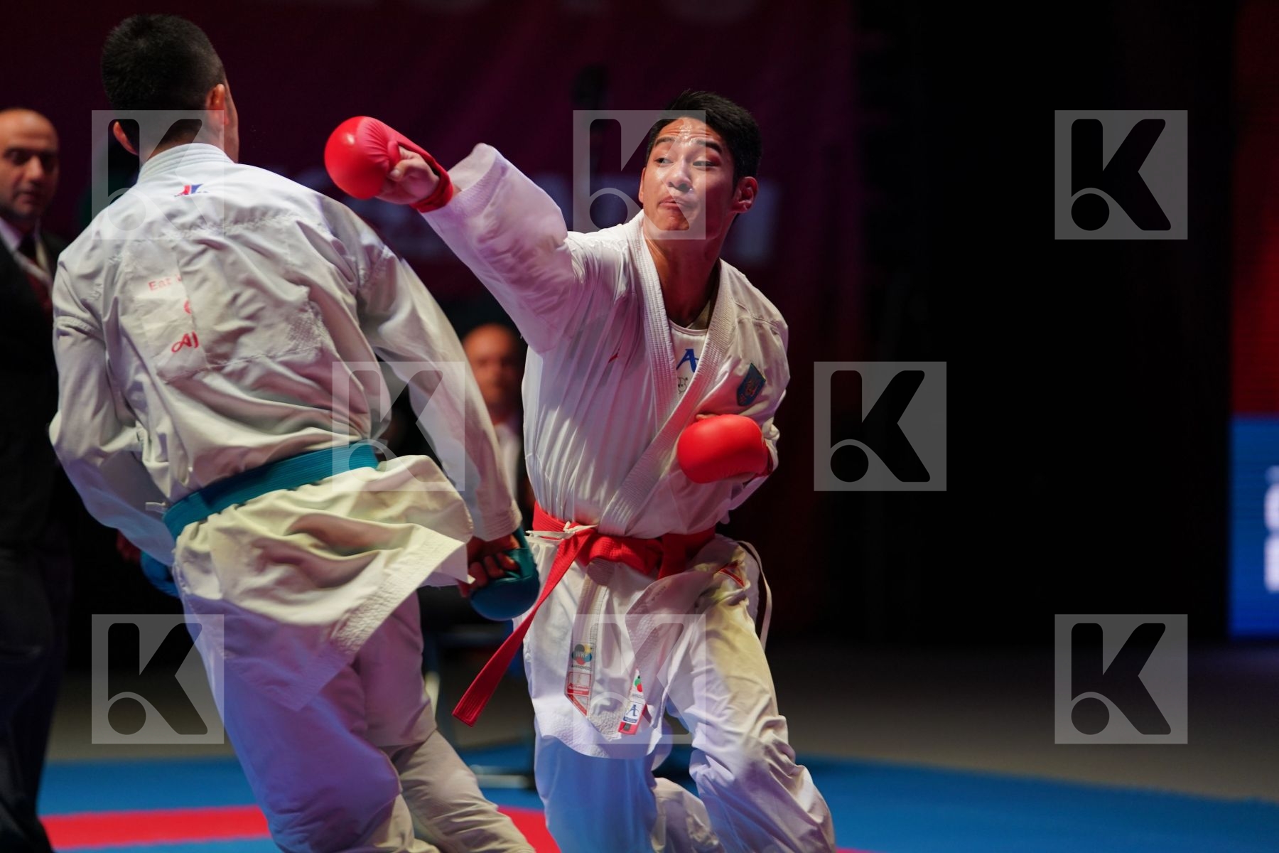 PAK HNAT (UKRAINE) vs FUNAHASHI MASAMICHI (JAPAN) in Senior Kumite -67 Kg - Bronze bout