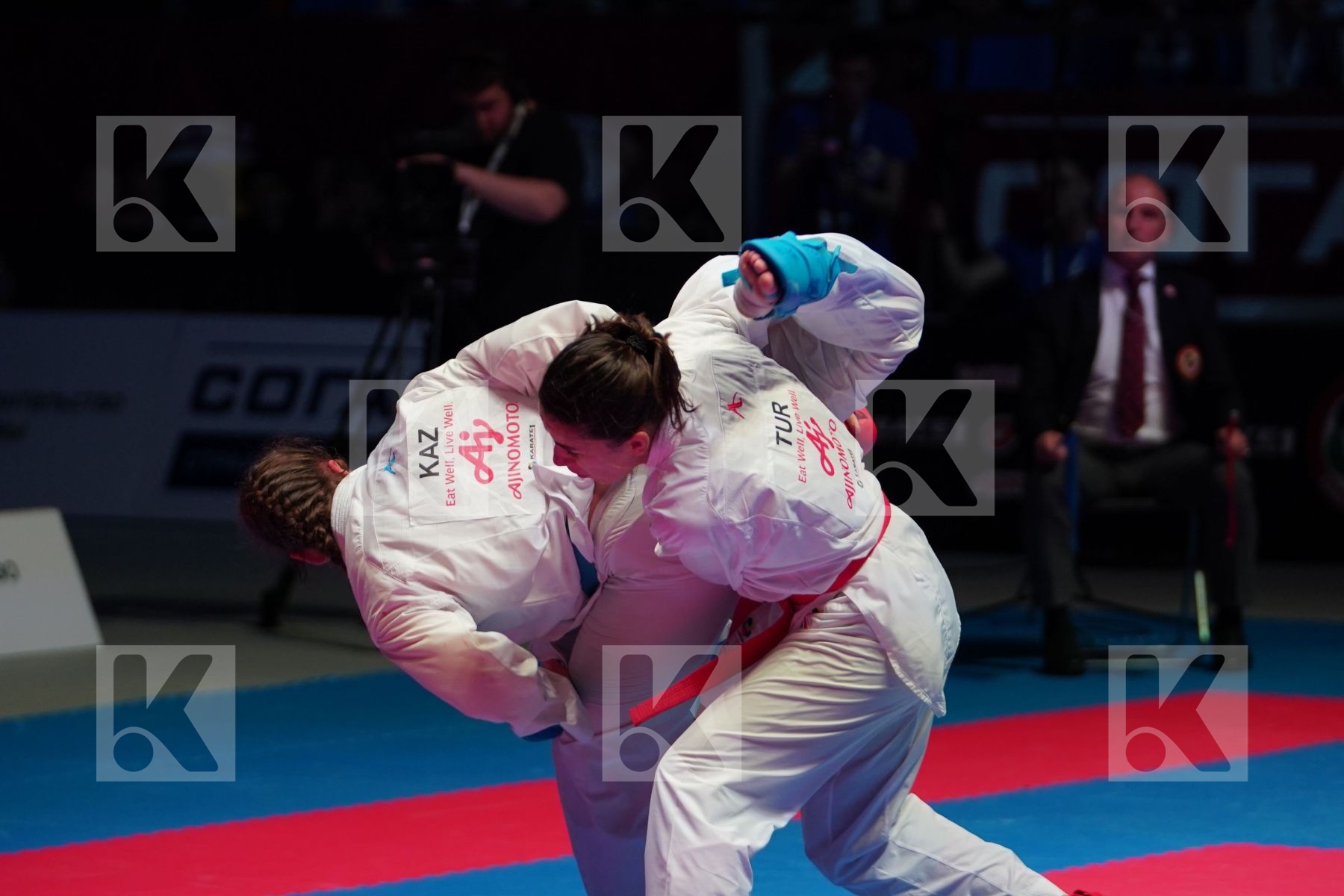 HOCAOGLU AKYOL MELTEM (TURKEY) vs BERULTSEVA SOFYA (KAZAKHSTAN) in Senior Kumite 68+ Kg - Bronze bout