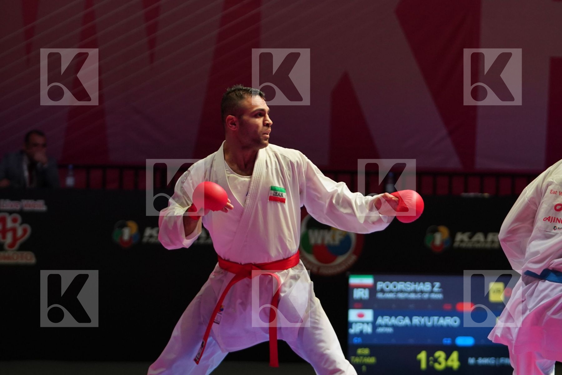 POORSHAB ZABIHOLLAH (IRAN) vs ARAGA RYUTARO (JAPAN) in Senior Kumite -84 Kg - Gold bout