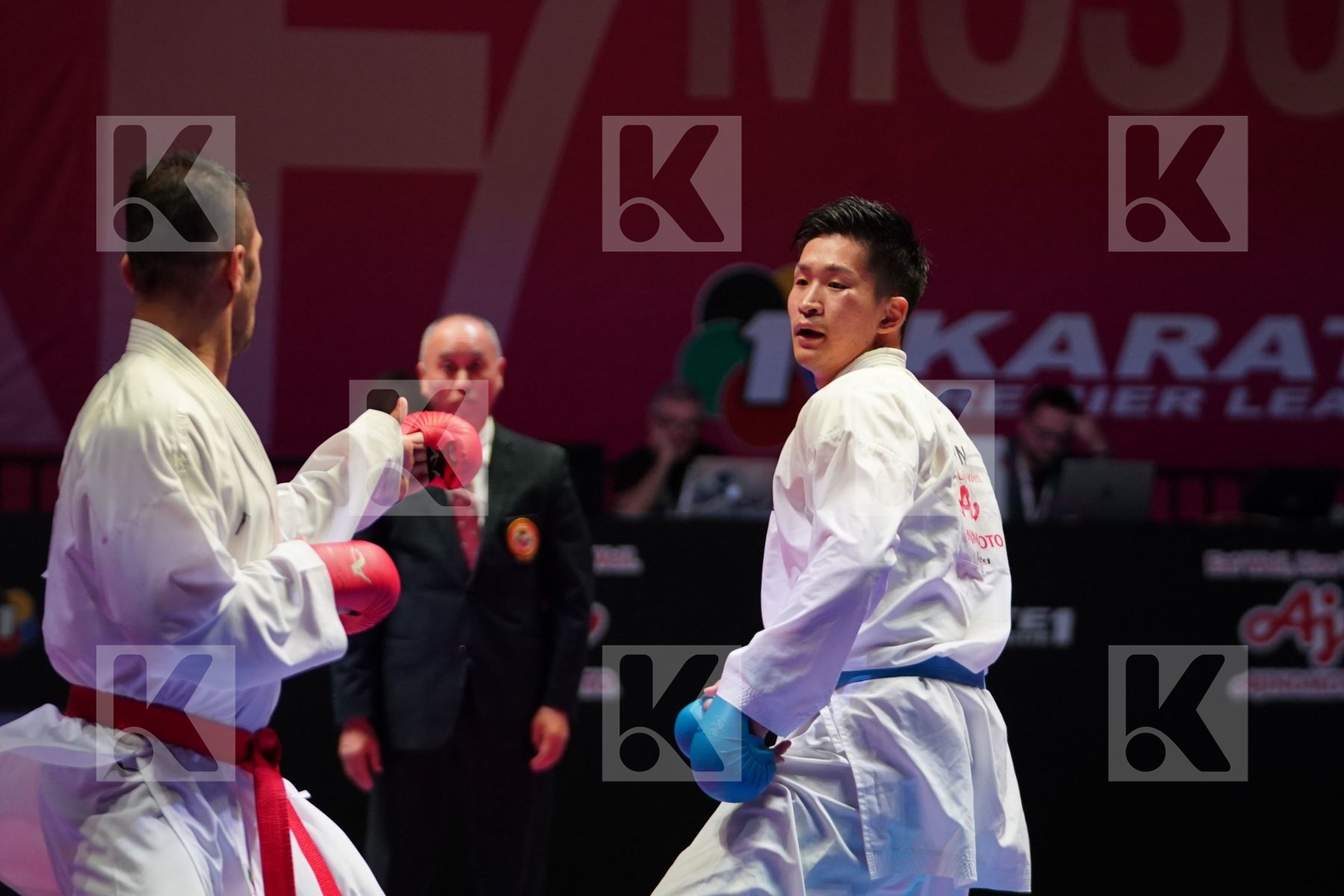 POORSHAB ZABIHOLLAH (IRAN) vs ARAGA RYUTARO (JAPAN) in Senior Kumite -84 Kg - Gold bout