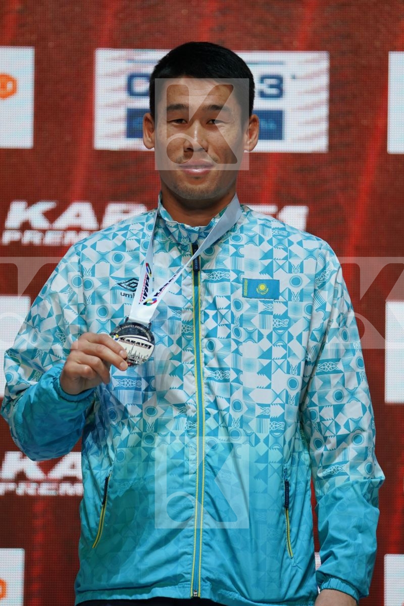AINAZAROV YERMEK (KAZAKHSTAN) during podium ceremony