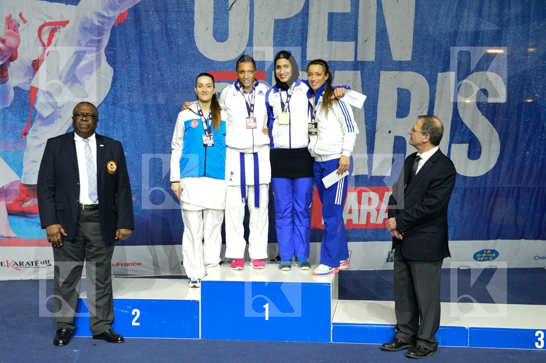 Female Kumite 68+ Kg podium