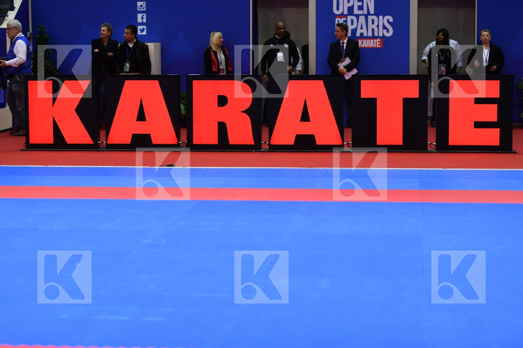 arena banner Karate1