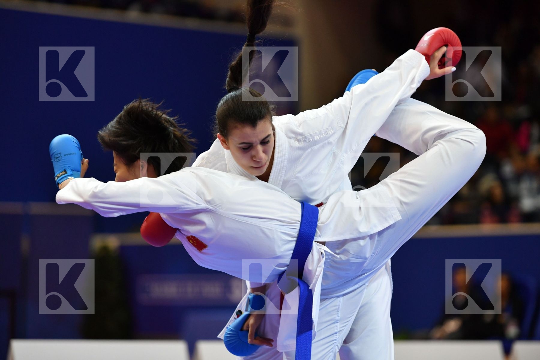 Canada China Female kumite -61 kg Jumaa Haya Yin Xiaoyan