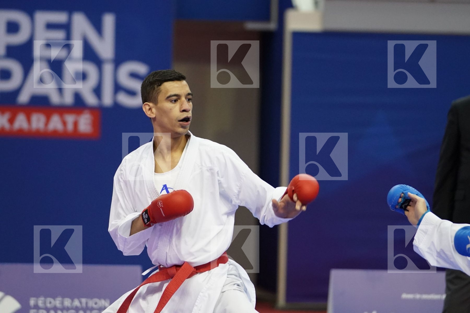 MAROCCOTINEZ JOVANNI (VENEZUELA) vs PLAKHUTIN EVGENY (RUSSIA) in Senior Kumite -60 Kg - Bronze bout