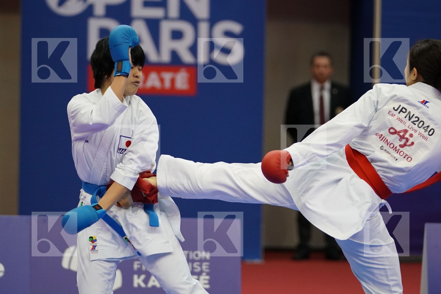 NAKAMURA SHIORI  (JAPAN) vs ISHIAI FUMIKA  (JAPAN) in Senior Kumite -55 Kg - Bronze bout